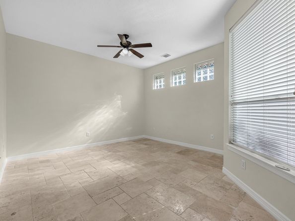 31 Tarrytown Way, Conroe TX 77384