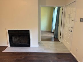 2121 El Paseo Street 2003, Houston TX 77054