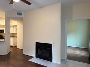 2121 El Paseo Street 2003, Houston TX 77054