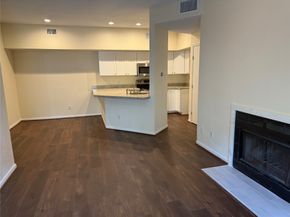 2121 El Paseo Street 2003, Houston TX 77054
