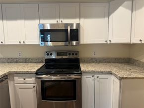 2121 El Paseo Street 2003, Houston TX 77054