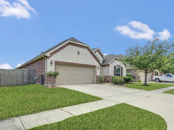 21382 Russell Chase Drive, Porter TX 77365
