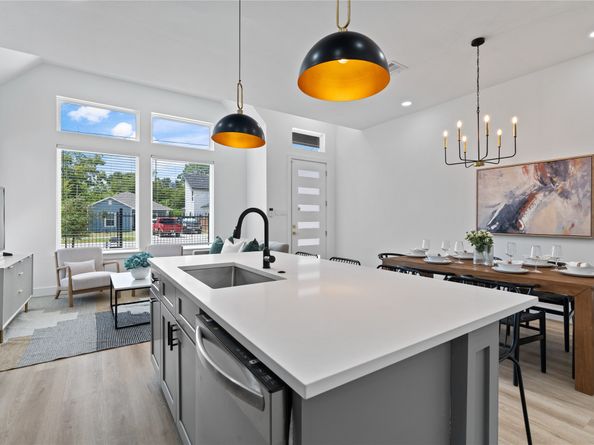 6805 Conley Street, Houston TX 77021