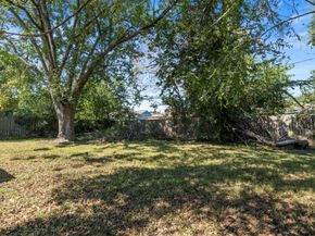 4817 Airport Boulevard, Houston TX 77048