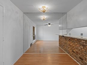 1849 Marshall Street 9, Houston TX 77098
