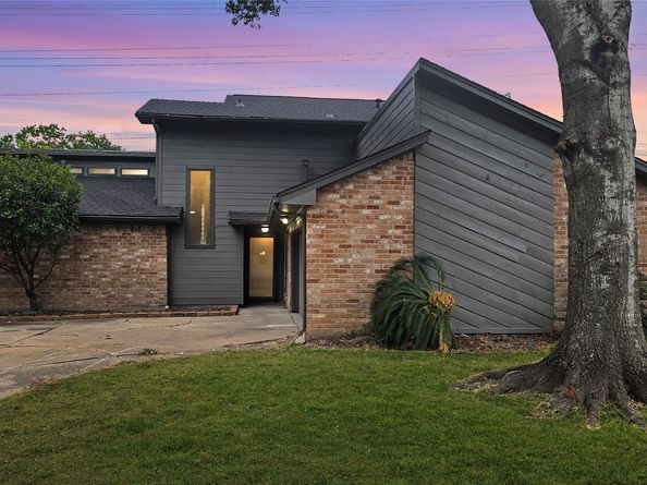 13347 High Star Drive, Houston TX 77083