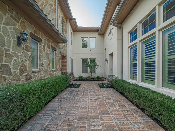 81 Gildwood Place, The Woodlands TX 77375