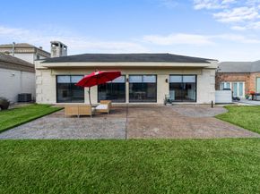 22 Charleston Street N, Sugar Land TX 77478