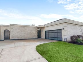 22 Charleston Street N, Sugar Land TX 77478