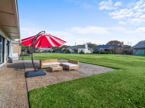 22 Charleston Street N, Sugar Land TX 77478