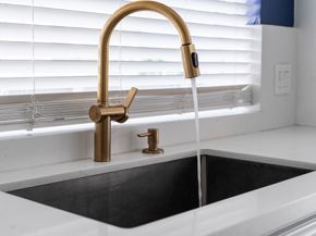 22 Charleston Street N, Sugar Land TX 77478