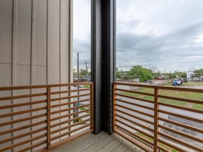 1304 Evelyn Street, Houston TX 77009