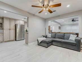 13703 Lynnwood Lane, Sugar Land TX 77498