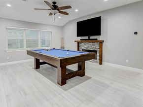 13703 Lynnwood Lane, Sugar Land TX 77498