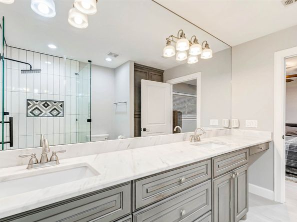 13703 Lynnwood Lane, Sugar Land TX 77498