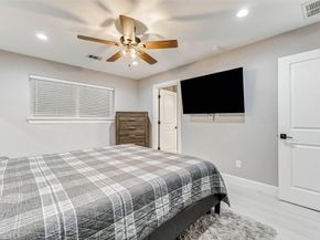 13703 Lynnwood Lane, Sugar Land TX 77498