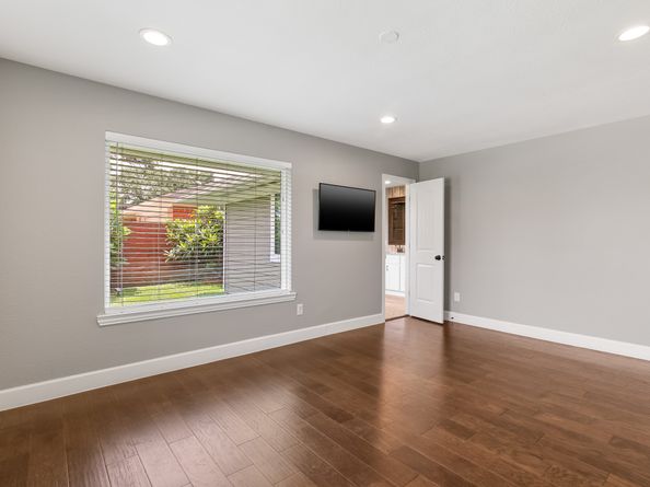 2102 Lazybrook Drive, Houston TX 77008