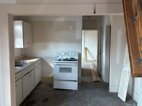 7807 Queen Street, Houston TX 77028