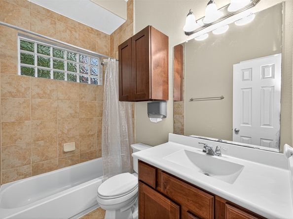 12242 Valley Lodge Parkway, Humble TX 77346