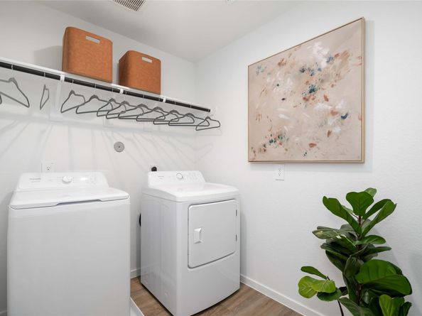 7712 Inwood Grove Lane, Houston TX 77088