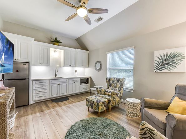 13611 Delwood Springs Lane, Houston TX 77044