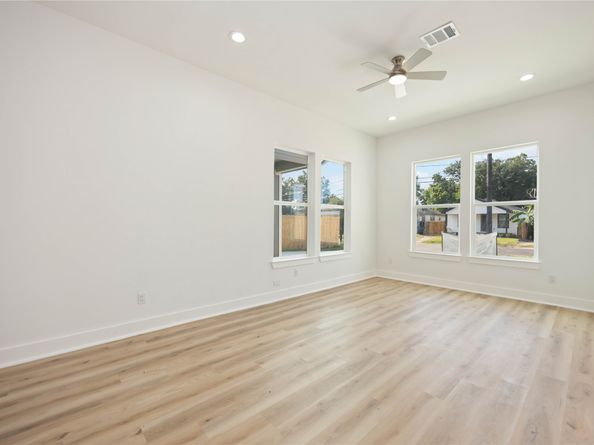 7803 Avenue E Street, Houston TX 77012