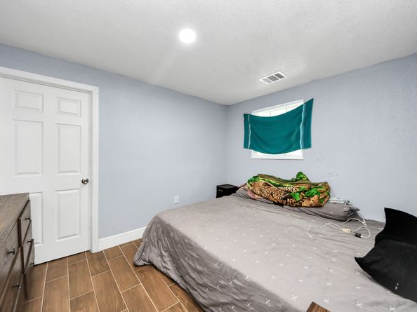 8125 Darlington Drive, Houston TX 77028