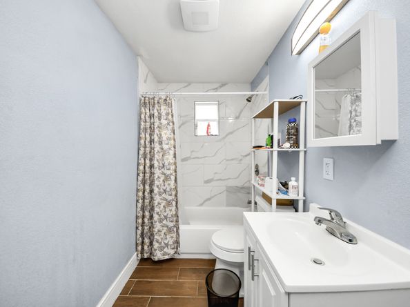 8125 Darlington Drive, Houston TX 77028