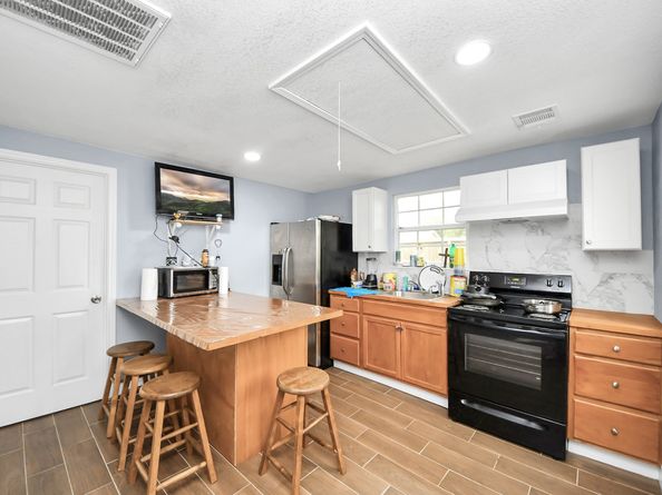 8125 Darlington Drive, Houston TX 77028