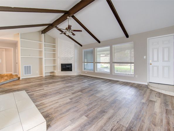 6430 Pirtlewood Circle, Houston TX 77088