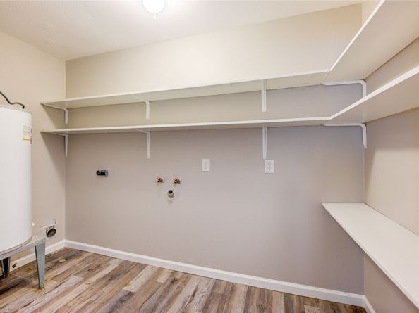 6430 Pirtlewood Circle, Houston TX 77088