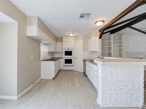 6430 Pirtlewood Circle, Houston TX 77088