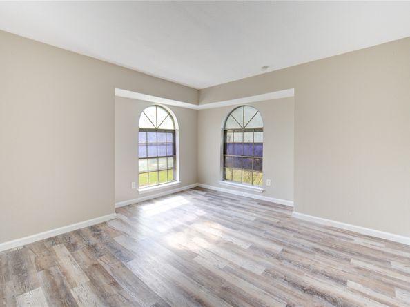 6430 Pirtlewood Circle, Houston TX 77088