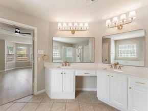 99 E Foxbriar Forest Circle, The Woodlands TX 77382