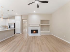 99 E Foxbriar Forest Circle, The Woodlands TX 77382