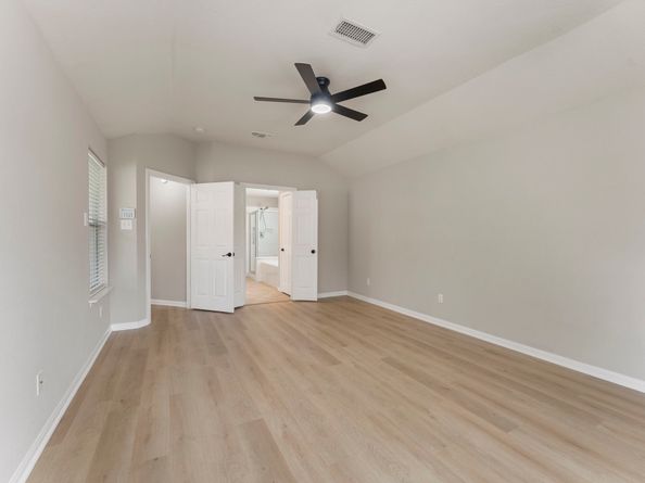 99 E Foxbriar Forest Circle, The Woodlands TX 77382