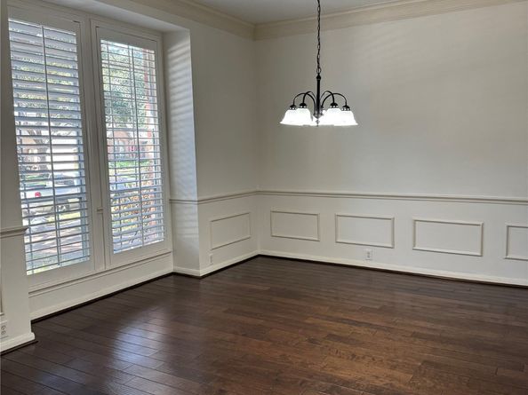 3802 Canary Grass Lane, Houston TX 77059