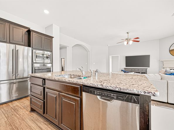 9202 Holloway Cliff Lane, Cypress TX 77433