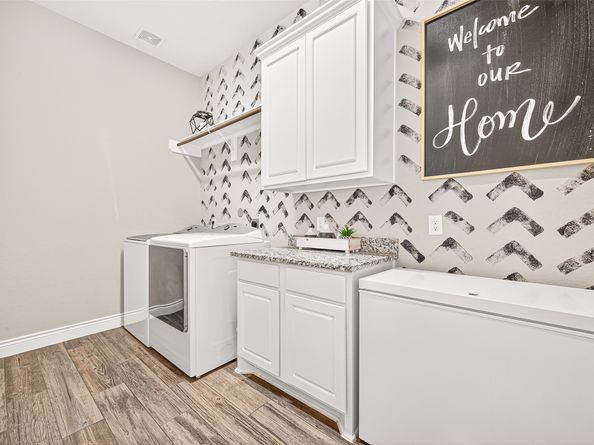 9202 Holloway Cliff Lane, Cypress TX 77433