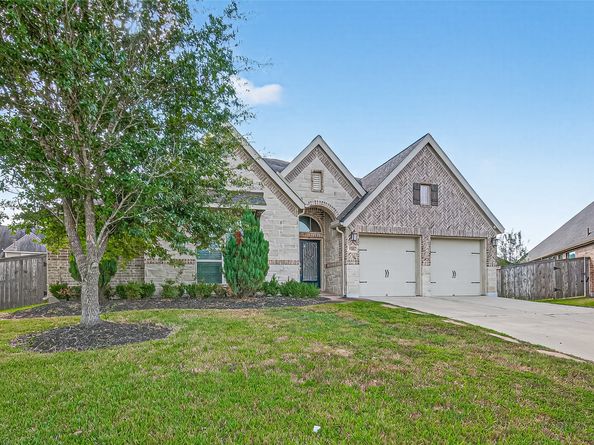 9202 Holloway Cliff Lane, Cypress TX 77433