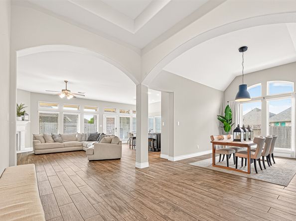 9202 Holloway Cliff Lane, Cypress TX 77433