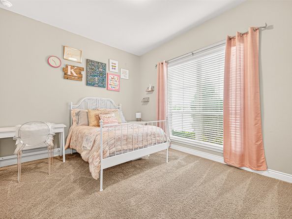 9202 Holloway Cliff Lane, Cypress TX 77433