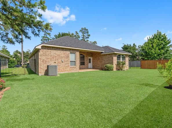 7 Fraiser Fir Place, Spring TX 77389