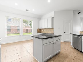 7 Fraiser Fir Place, Spring TX 77389