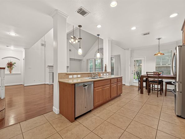 4802 N Pine Brook Way, Houston TX 77059