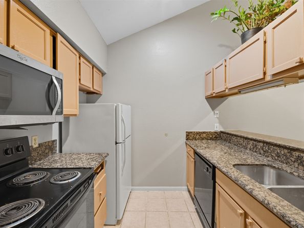 8055 Cambridge Street 20, Houston TX 77054