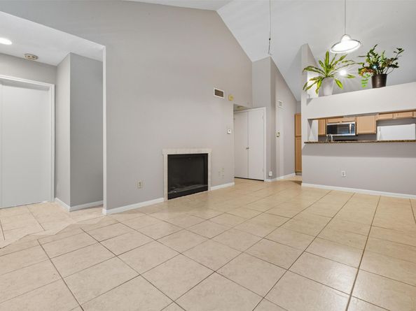 8055 Cambridge Street 20, Houston TX 77054