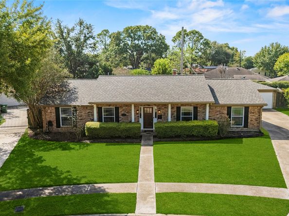 6031 Mcknight Street, Houston TX 77035