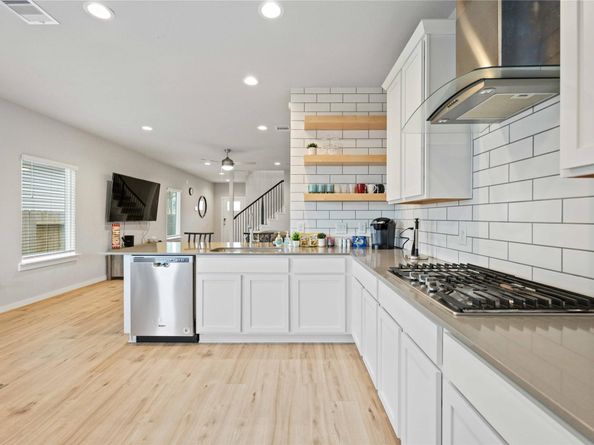 2823 Kennet Manor Drive, Houston TX 77047