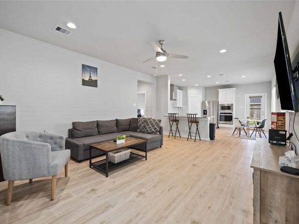 2823 Kennet Manor Drive, Houston TX 77047